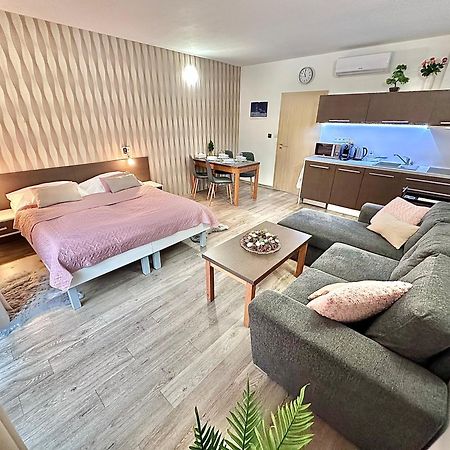Apartman Sophia 2 Велке Лосіни Екстер'єр фото